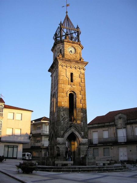Cea, Torre Del Reloj © Ramón Fernández